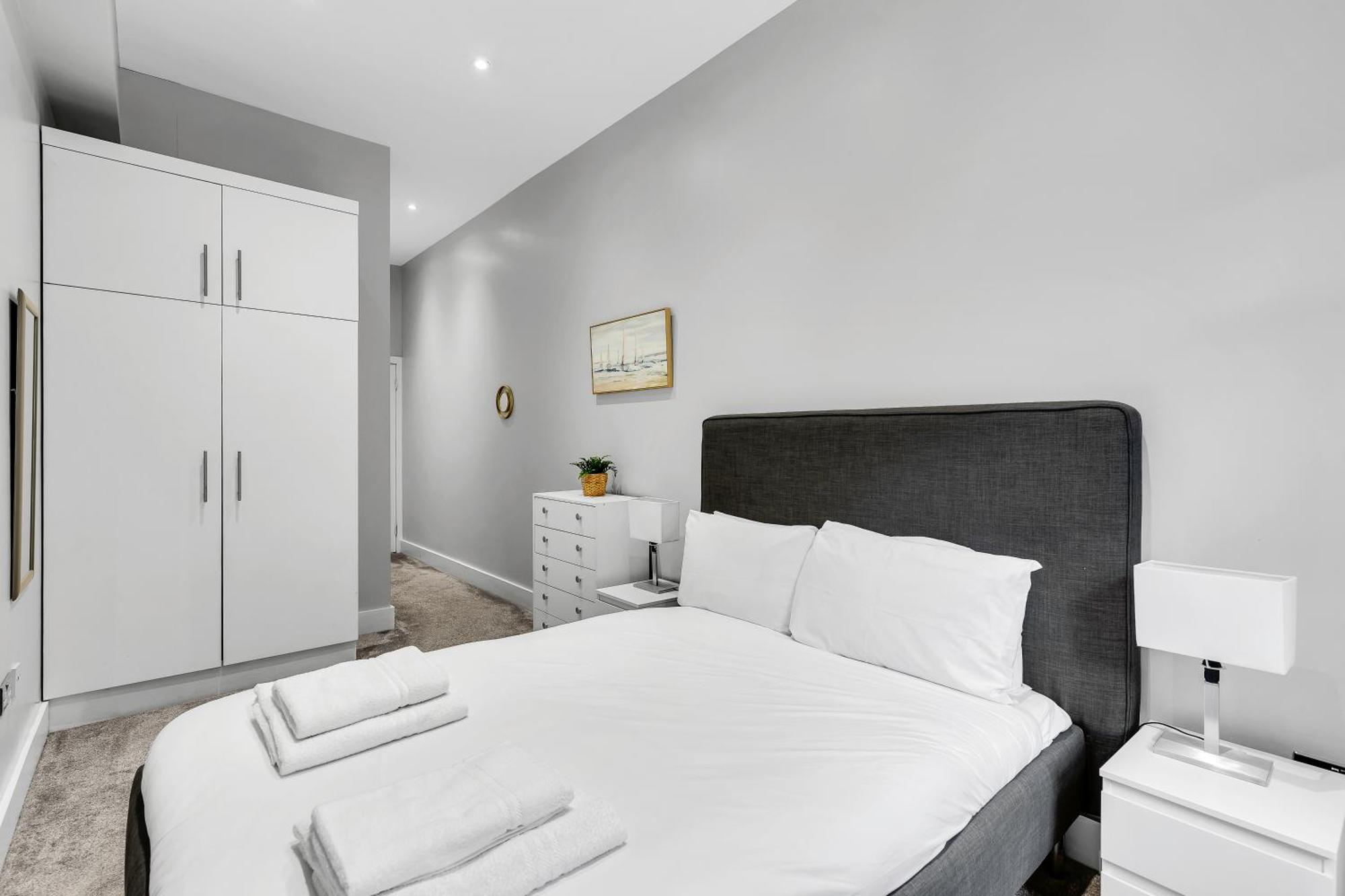 Stylish & Modern St Johns Hill * Londra